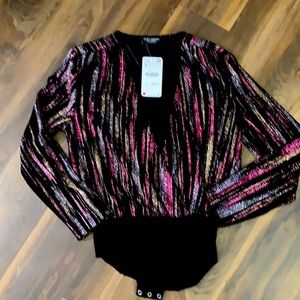 NWT  S Zara sparkle deep v body suit